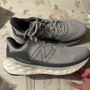 New Balance men shoes